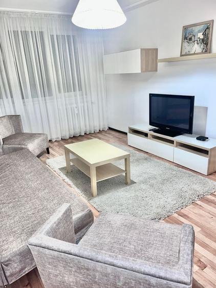 Apartament cu 2 camere decomandat în Exterior Sud