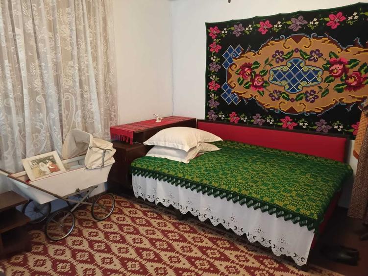 Casă cu 4 camere în Ciorăști