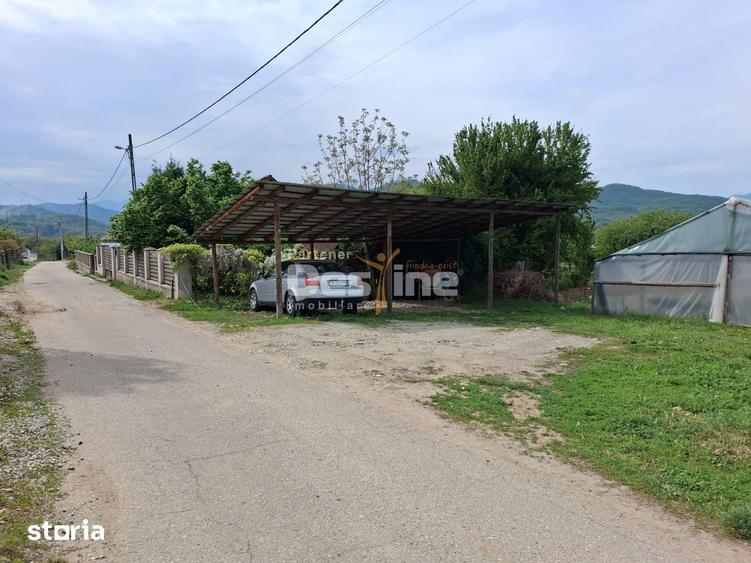 Loturi teren intravilan in Daesti, cu utilitati complete, solar si gar - 6
