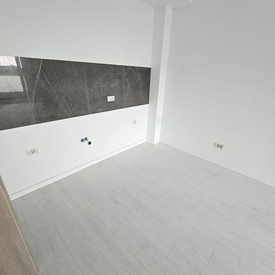 Apartament cu 3 camere în Berceni