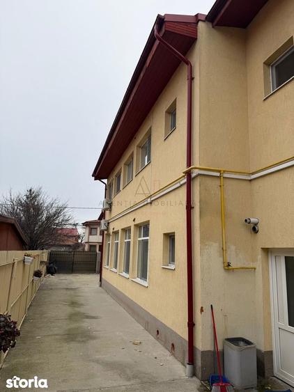 Casă cu Canalizare în Dobroești