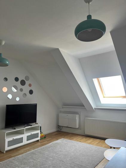 Apartament cu 2 camere semidecomandat în Parcul Carol