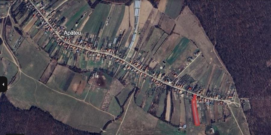 Teren intravilan de 4100 mp, în Apateu