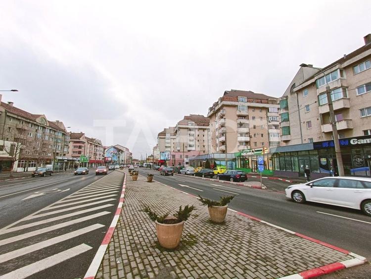 Apartament cu 3 camere semidecomandat, mobilat în Turnișor