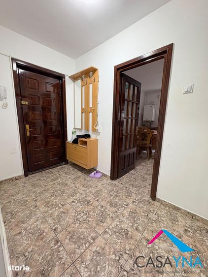 Apartament cu 3 camere decomandat în Mioriței