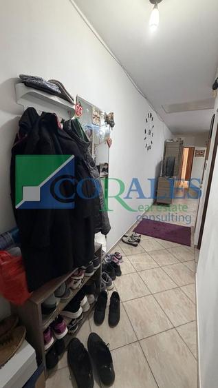 Apartament cu 3 camere semidecomandat, mobilat în Simion Bărnuțiu