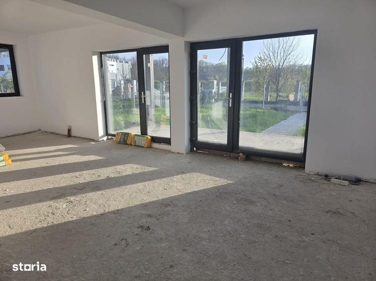 Casă cu 4 camere în Ciofliceni