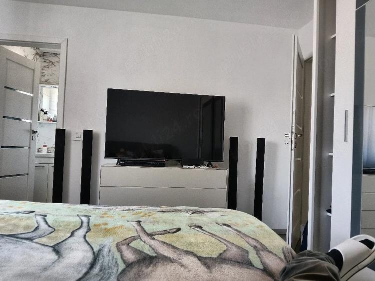 Casă cu Teren 430 Mp în Cetate