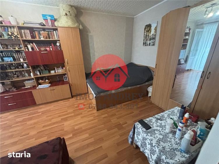 Apartament cu 2 camere decomandat în E3