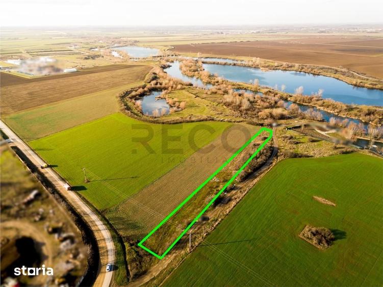 Teren de 2500 mp, în Sântandrei