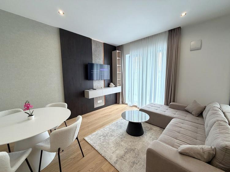 Apartament cu 2 camere decomandat, mobilat în Aviației