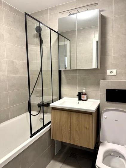 Apartament cu 3 camere decomandat, mobilat în Drumul Taberei