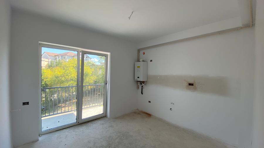 Apartament cu 2 camere semidecomandat în Big-Bascov
