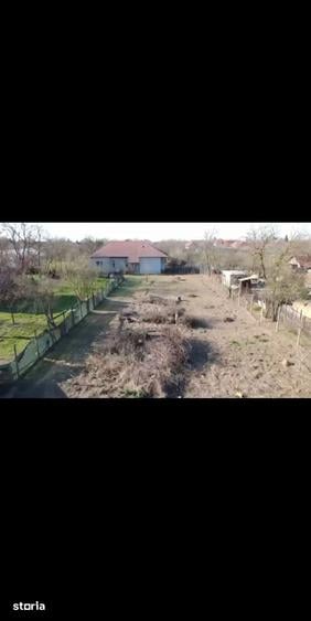 Teren de 770 mp, în Peciu Nou