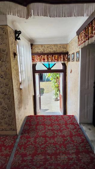 Casă cu 4 camere în Drașov