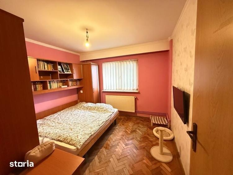 Apartament cu 3 camere decomandat în Central