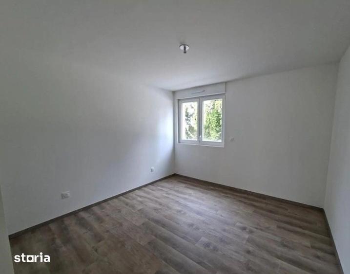 Apartament cu 3 camere în Brazda lui Novac