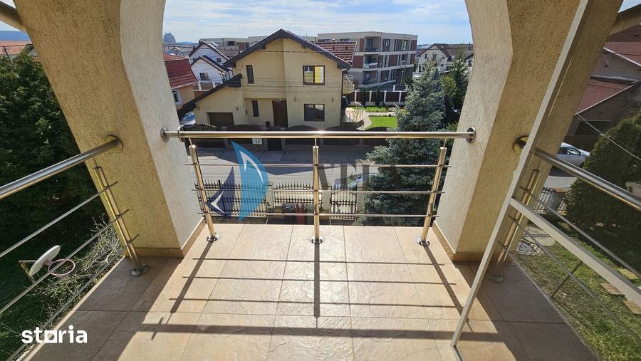 Casă cu 5 camere cu Teren 500 Mp în Unirii