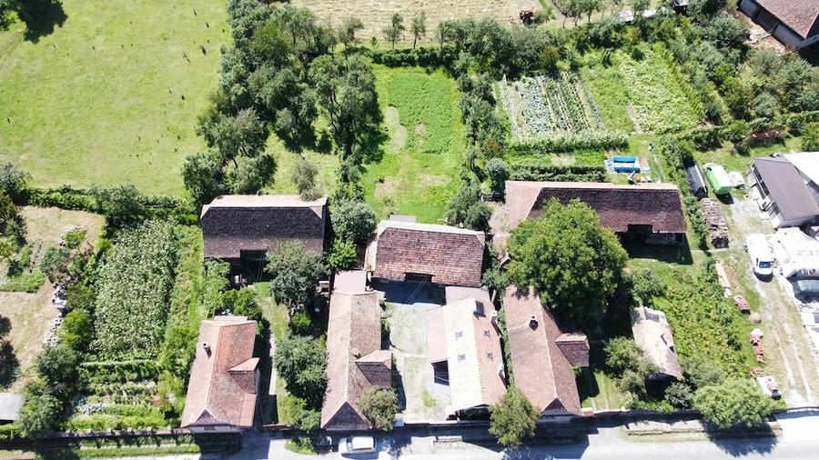 Casă cu 3 camere cu Teren 1500 Mp în Livezeni