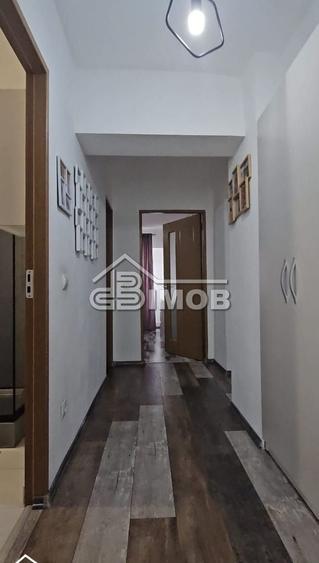 Apartament cu 3 camere decomandat, mobilat în Micro 11