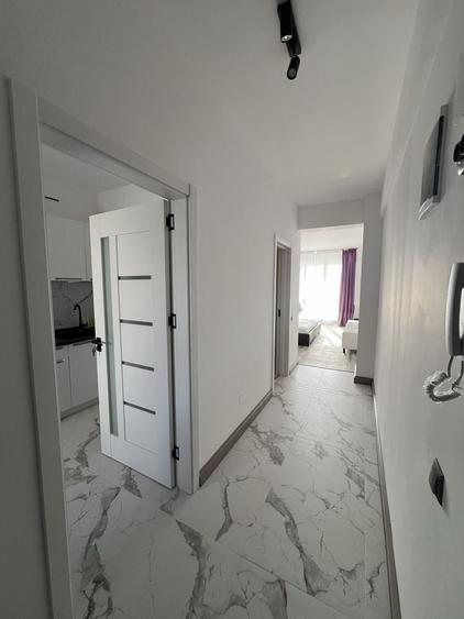 Garsonieră decomandată în Central