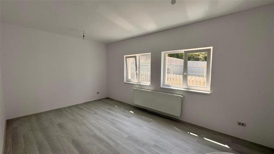 Casă individuală cu 4 camere cu Teren 600 Mp în Valea Lupului