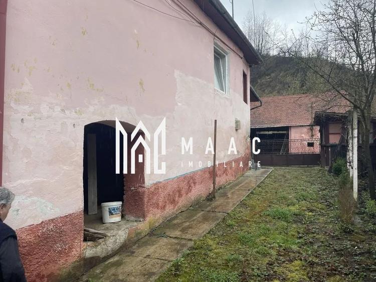 Casă individuală cu 4 camere cu Canalizare în Șeica Mică