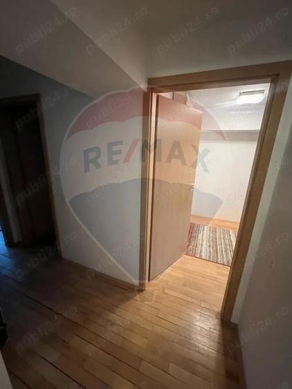 Apartament cu 3 camere decomandat, mobilat în Unirii