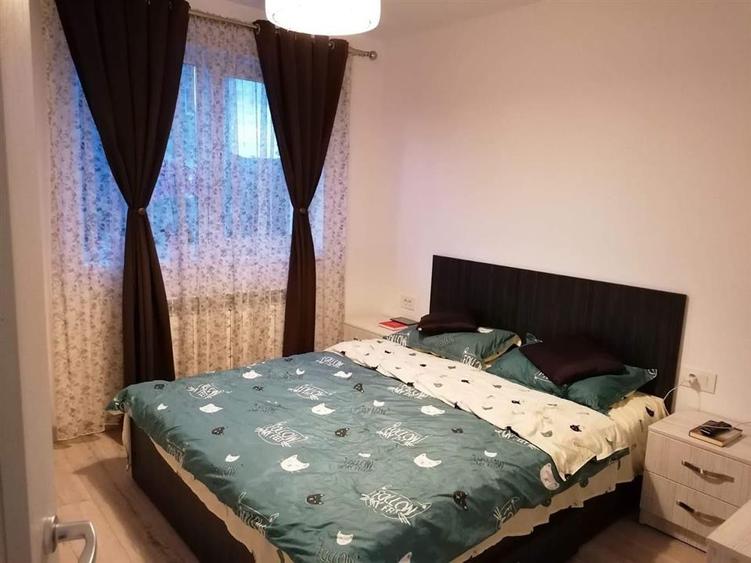 Apartament cu 3 camere decomandat în Valea Lupului