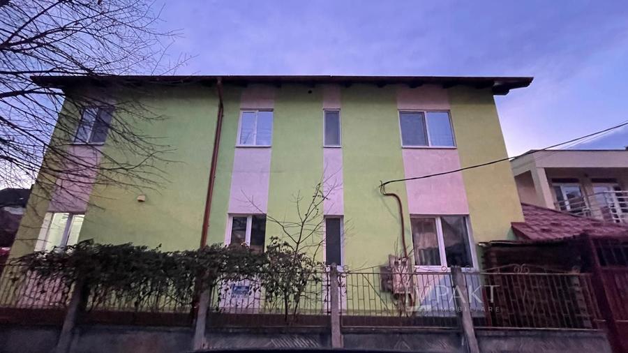 Casă individuală cu 7 camere semidecomandat cu Canalizare în Gheorgheni