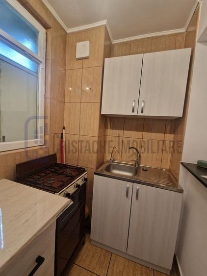 Apartament cu 2 camere decomandat, mobilat în Drumul Taberei