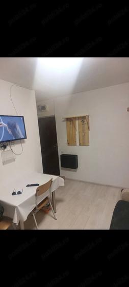 Garsonieră semidecomandată în Titan