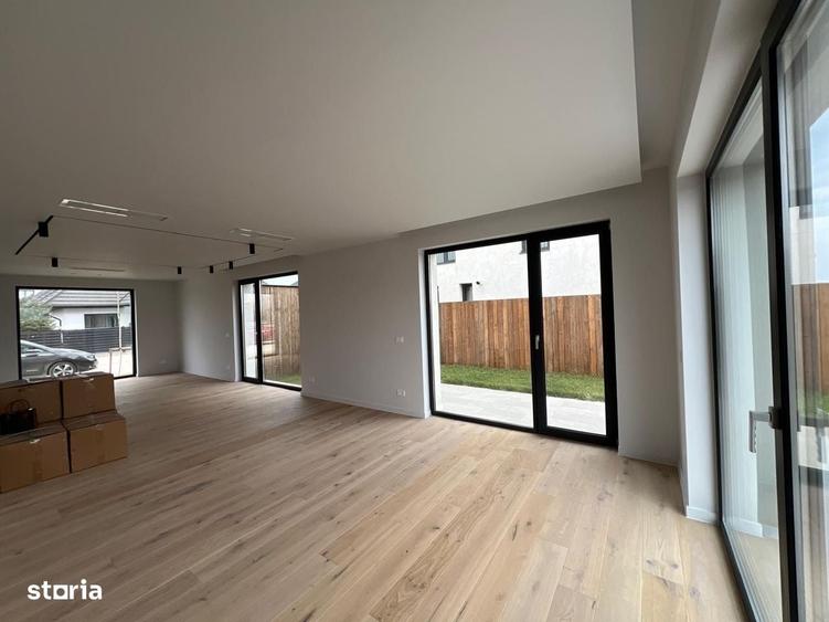 Casă cu 4 camere în Tunari