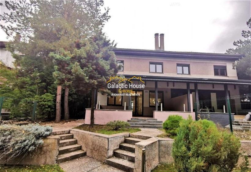 Casă individuală cu 7 camere cu Teren 460 Mp în Băneasa