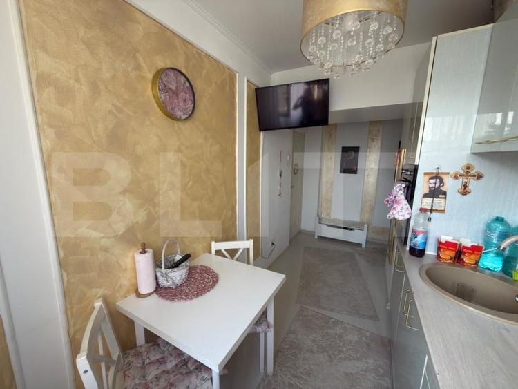 Apartament cu 2 camere semidecomandat, mobilat în Vest