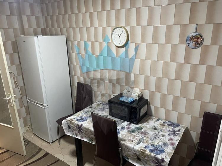 Apartament cu 4 camere decomandat, mobilat în Rahova