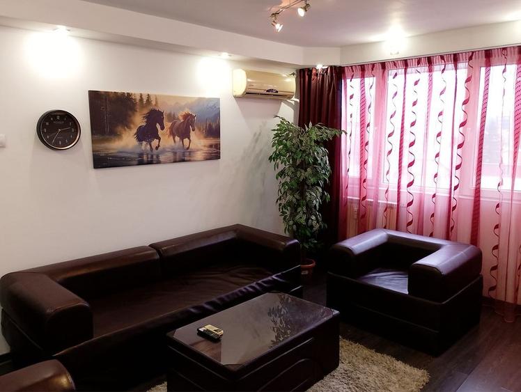 Apartament cu 2 camere decomandat în Cantemir