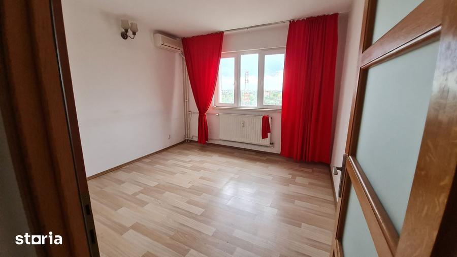 Apartament cu 2 camere decomandat în Sud