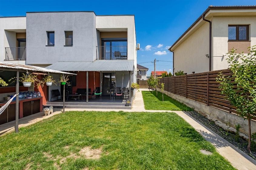 Duplex cu 3 camere cu Canalizare în Dumbrăvița