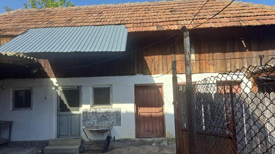 Casă cu 4 camere în Jiblea Nouă
