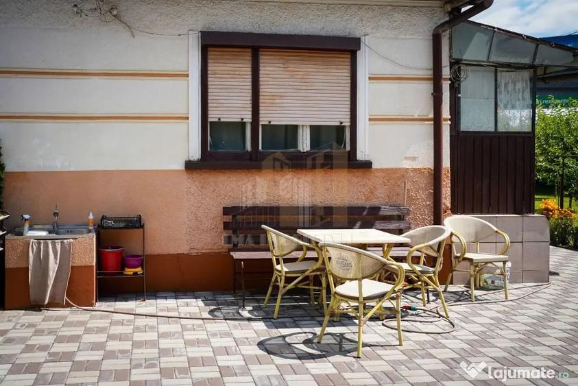 Casă cu 7 camere cu Teren 1650 Mp în Lunca Calnicului