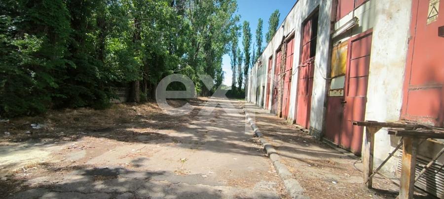 Spațiu industrial, de 15,912 mp, în Semicentral