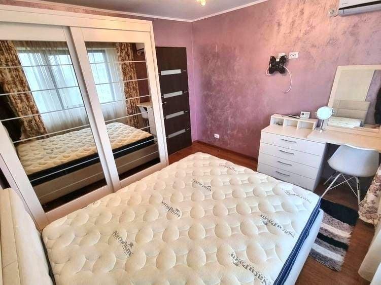 Apartament cu 3 camere decomandat, mobilat în 1 Decembrie 1918