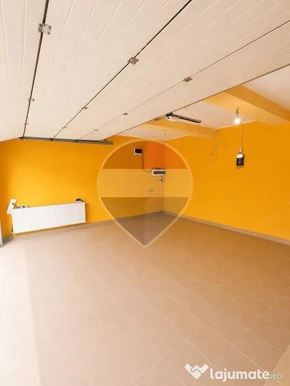 Casă cu 12 camere cu Teren 750 Mp în Fundeni