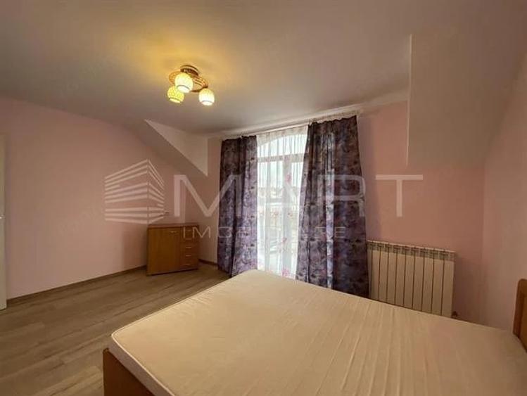 Casă cu 5 camere cu Teren 200 Mp în Central
