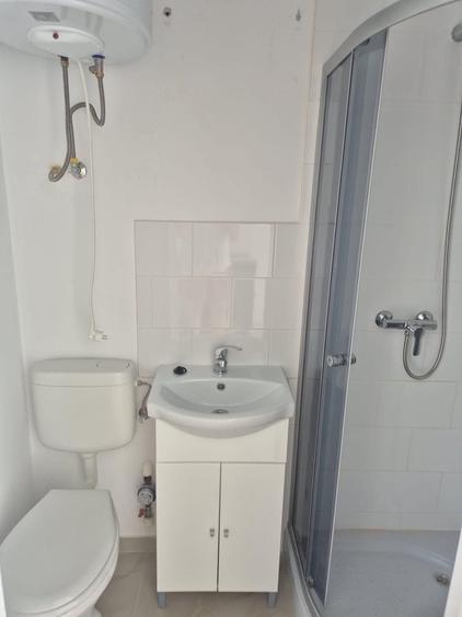 Apartament cu 3 camere decomandat în Săbișa
