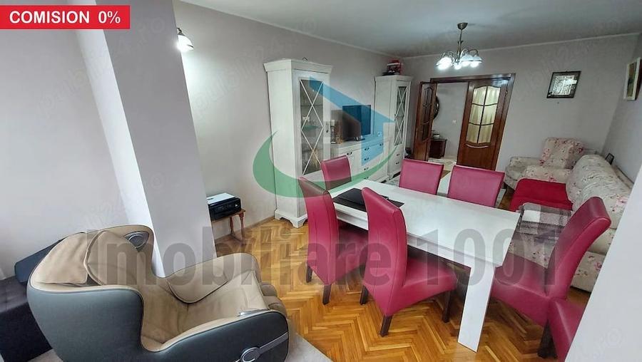 Apartament cu 4 camere decomandat în Central
