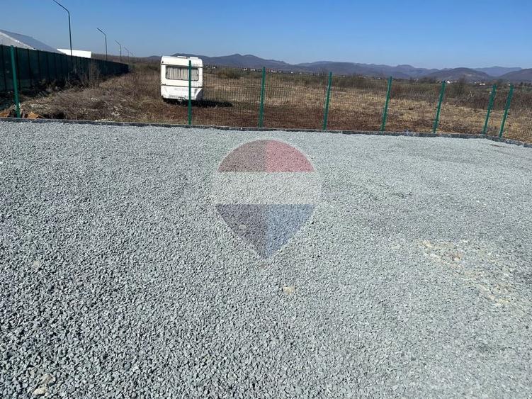 Teren agricol intravilan de 2810 mp, în Recea
