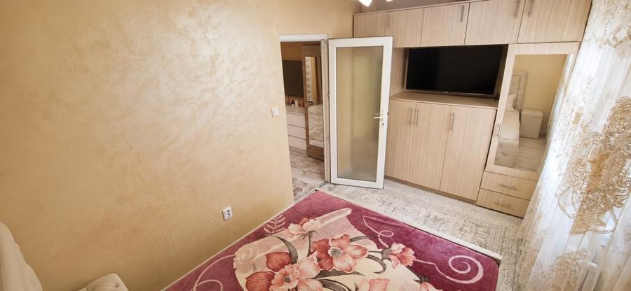 Apartament cu 2 camere semidecomandat, mobilat în Exterior Est