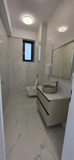 Spațiu comercial, de 260 mp, în Valea Adâncă